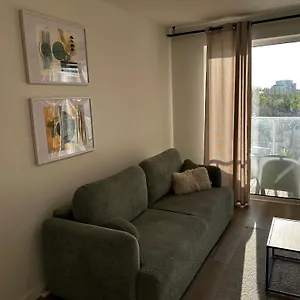 Komfortowy Z Balkonem I Parkingiem Apartament Wrocław